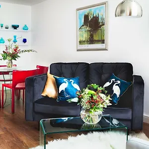 Apartment Stunning Marina Duplex Kingston upon Hull